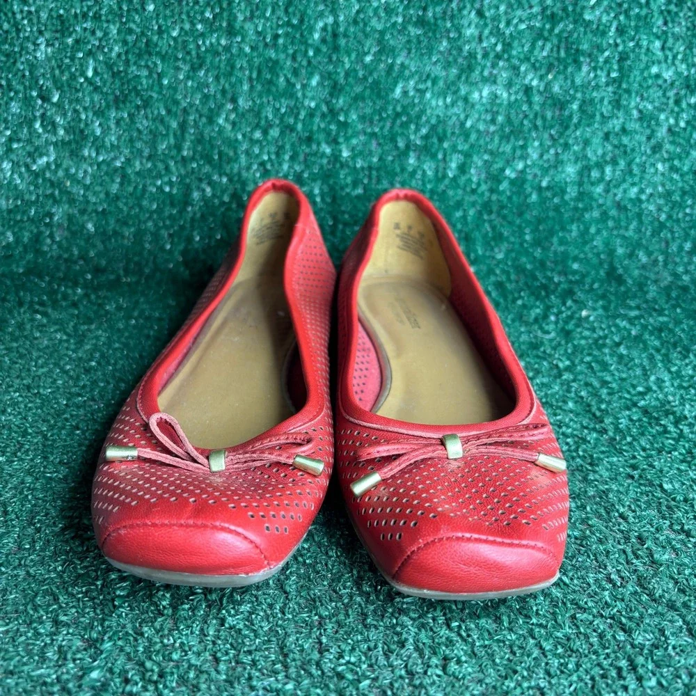 Naturalizer Vanessa Perforated Leather Bow Comfort Ballet Flats Red Womens Sz 8N
